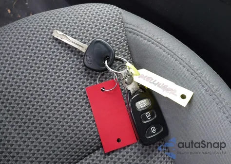 2013 Hyundai Sonata Gls z USA, uszkodzony, nr VIN 5NPEB4AC6DH732030